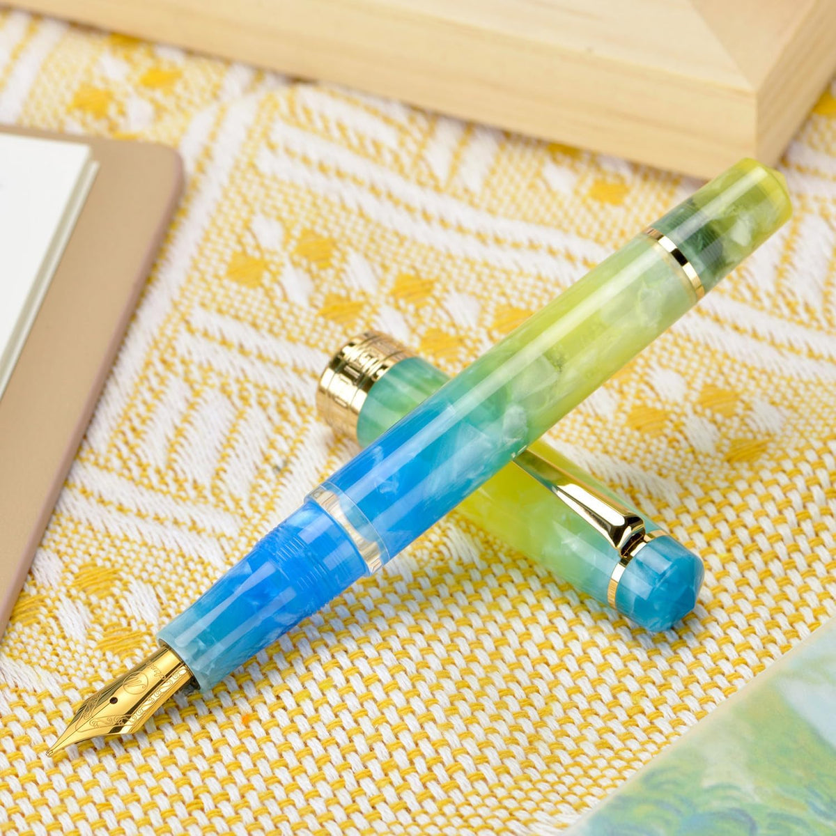 Asvine P20 Piston Fountain Pen Gradual Yellow Resin, Iridium Extra Fine Nib Gold Trim Smooth Writer Collection with Case Set